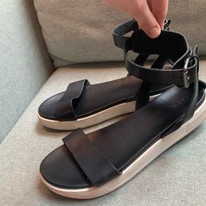 Mia Platform Sandals